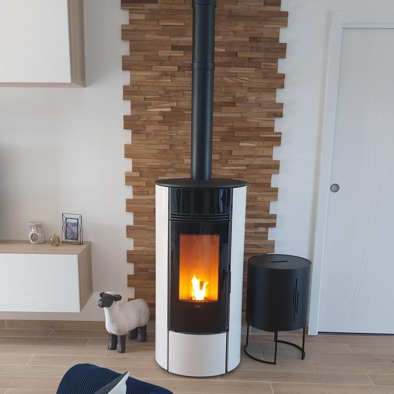 Aude ALEJANDRO Super7 ivoire.jpg